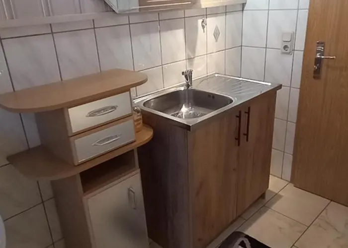 アパート Gaestezimmer Schlossblick *